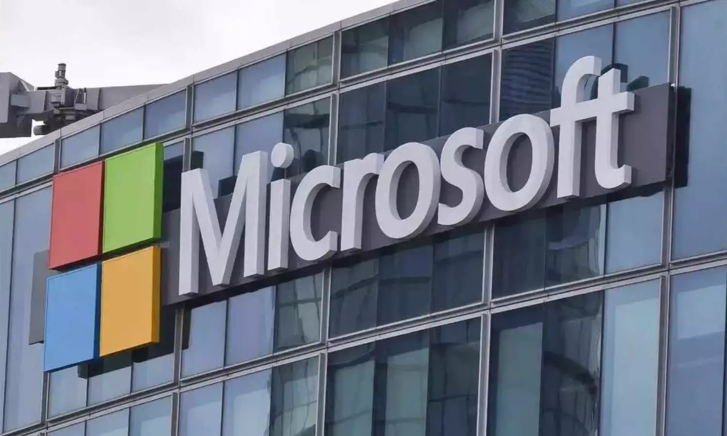 Microsoft Cuts 6,800 Jobs as Cloud CEO Predicts More Layoffs Across the Industry Microsoft Cuts 6,800 Jobs as Cloud CEO Predicts More Layoffs Across the Industry
