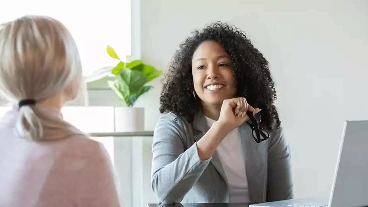 Women Bag 1/3 Pie In Entry-Level Jobs Women Bag 1/3 Pie In Entry-Level Jobs