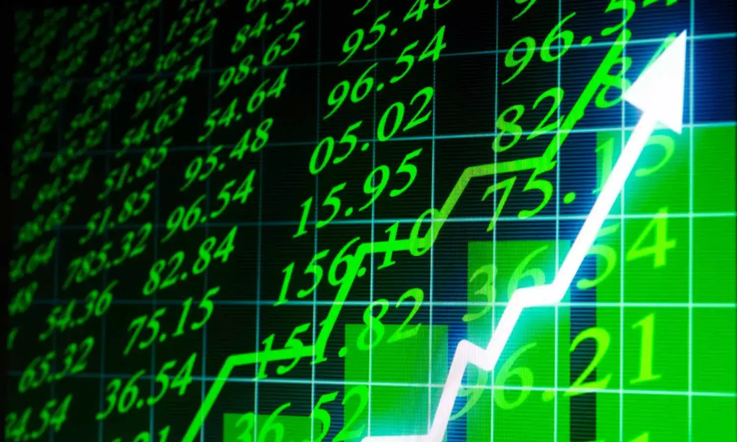 Sensex Down 500 pts, Nifty Slides Below 24,550 — Know Key Reasons Behind Todays Fall