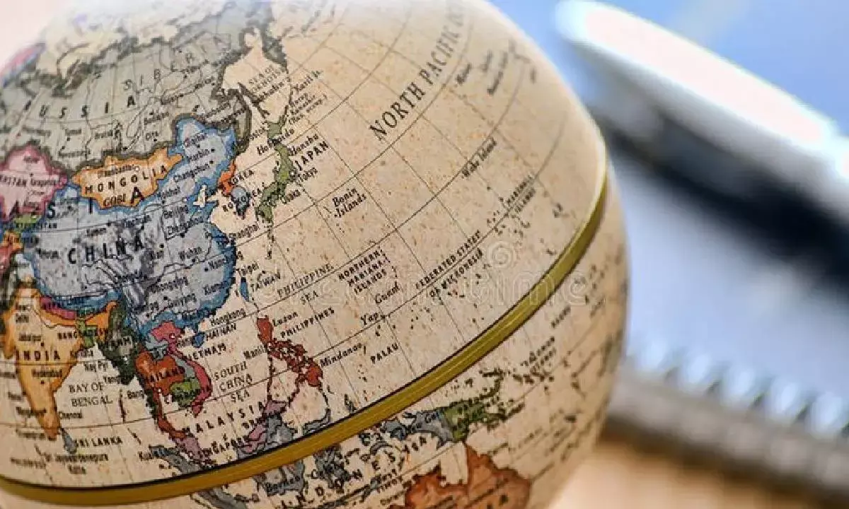 World shares lower after mixed session on Wall St