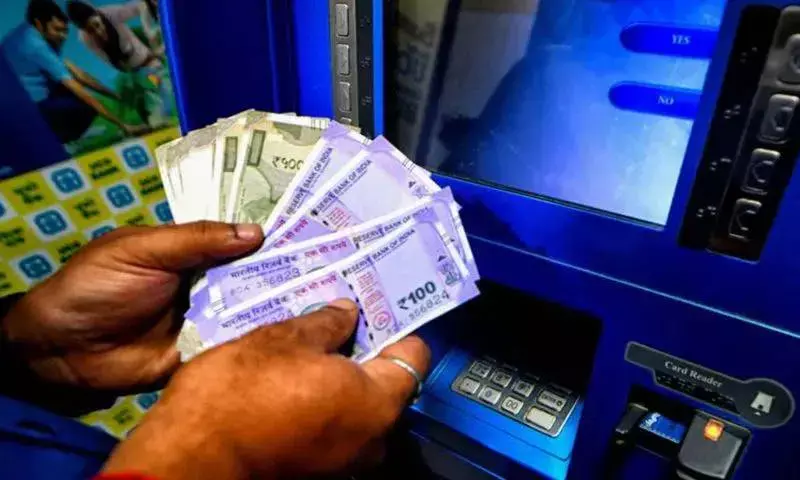 Hyderabad: ATM Dispenses Extra Cash, Draws Crowd in Yakutpura