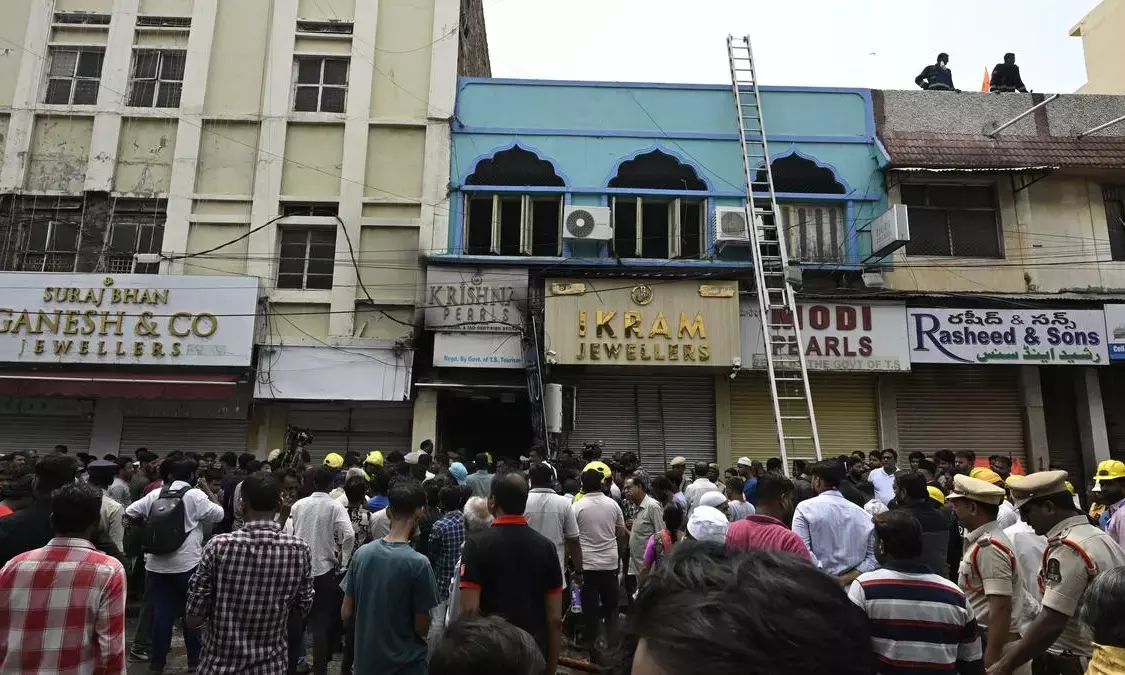 Hyderabad Fire LIVE Updates: At Least 17 Dead in Blaze Near Charminar
