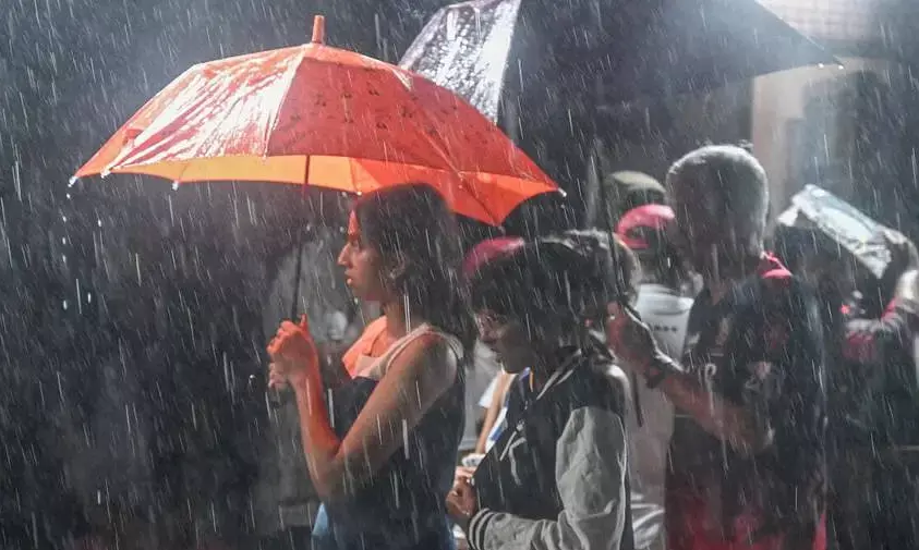 Heavy Rains Lash Bengaluru, Cause Waterlogging in Low-Lying Areas