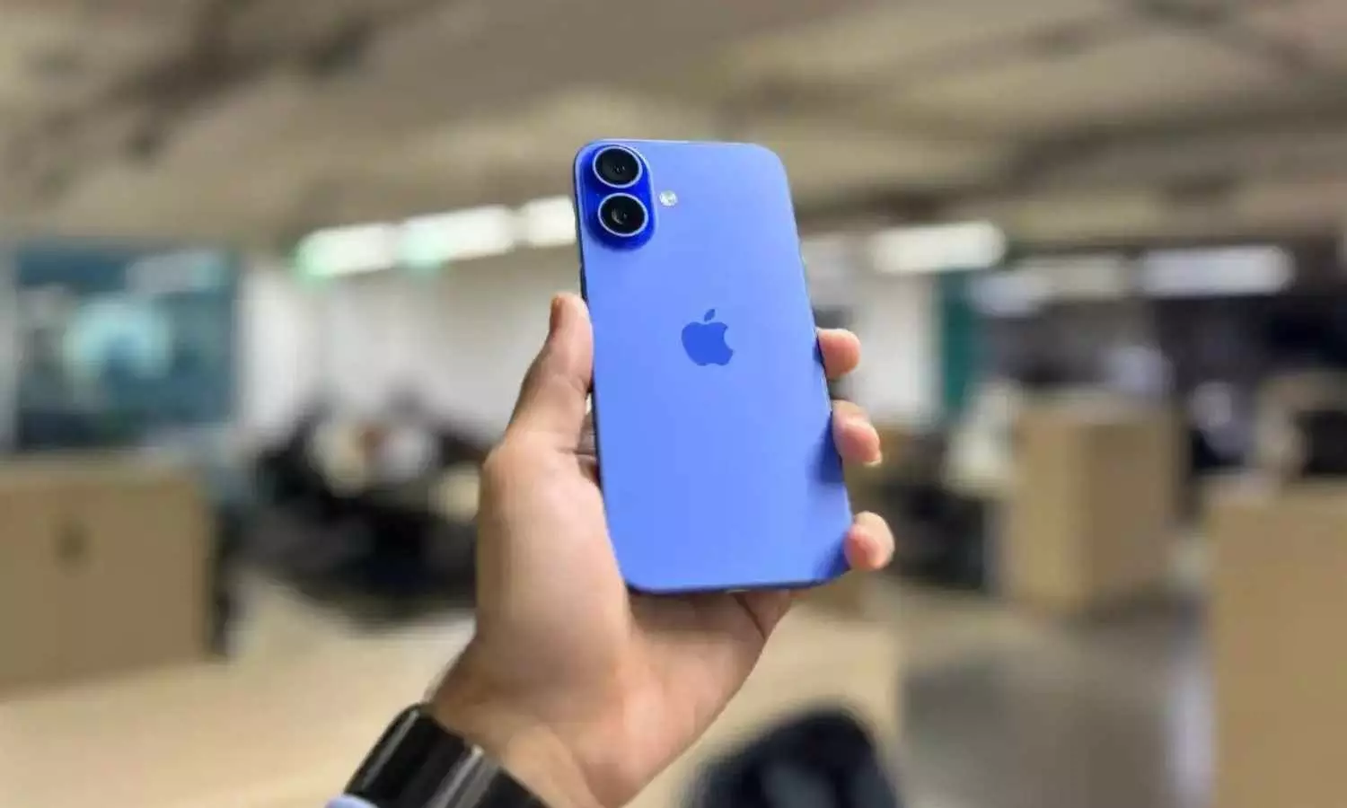 India-Made iPhone 17 Set for U.S. Export as Apple Defies Trump’s Pushback India-Made iPhone 17 Set for U.S. Export as Apple Defies Trump’s Pushback