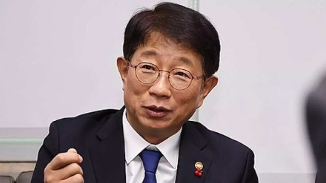 S. Korea has competitive edge over China in UAE high-speed railway bid S. Korea has competitive edge over China in UAE high-speed railway bid