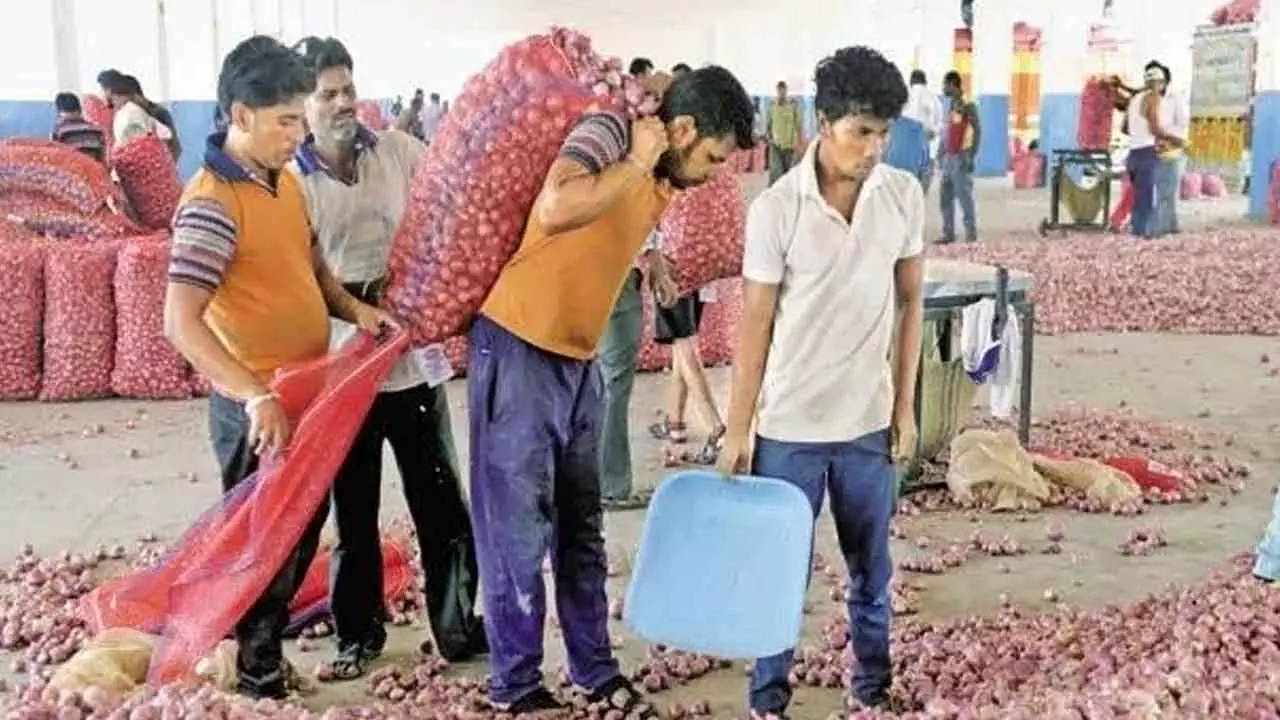 Adopt Kerala Model To Lessen Farmers’ Plight Adopt Kerala Model To Lessen Farmers’ Plight