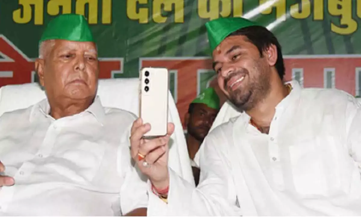 Lalu expels son Tej Pratap from RJD
