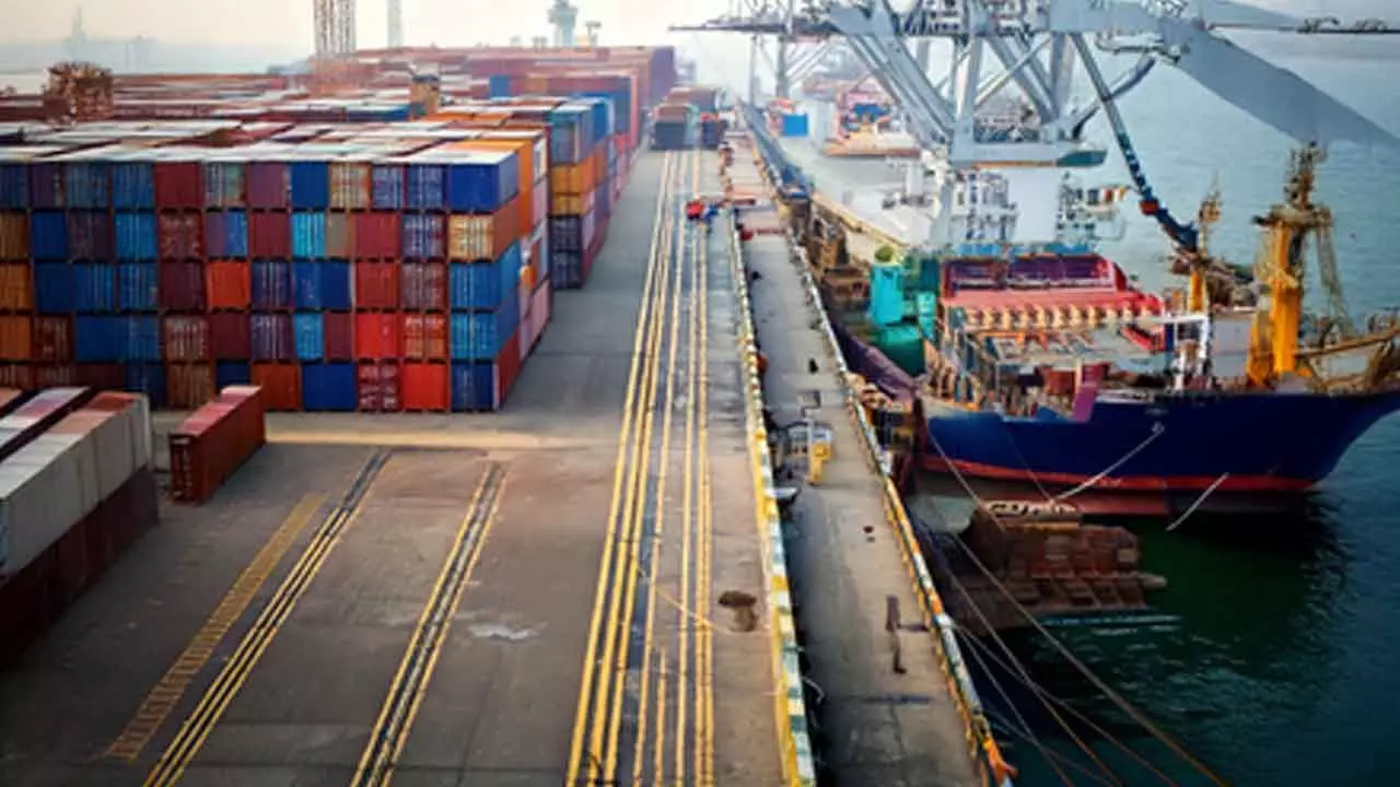 Exports Likely To Reach $1 Trn In FY26 Exports Likely To Reach $1 Trn In FY26