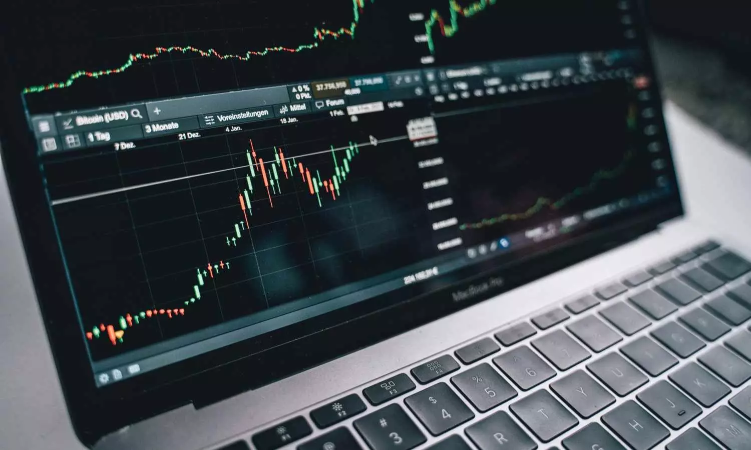 Sensex, Nifty LIVE: Weak Start Likely as GIFT Nifty Slips; NMDC in Focus Post Results Sensex, Nifty LIVE: Weak Start Likely as GIFT Nifty Slips; NMDC in Focus Post Results