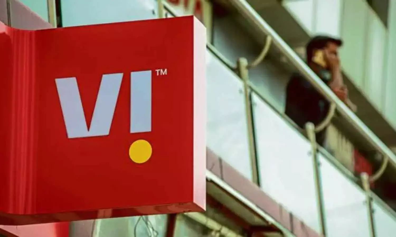 Vodafone Idea share price falls 2% after telco resumes relief talks with govt on AGR dues