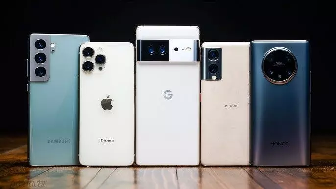 Top 5 Camera Phones in India for Content Creators in 2025: Premium Features and Best Value Picks Top 5 Camera Phones in India for Content Creators in 2025: Premium Features and Best Value Picks