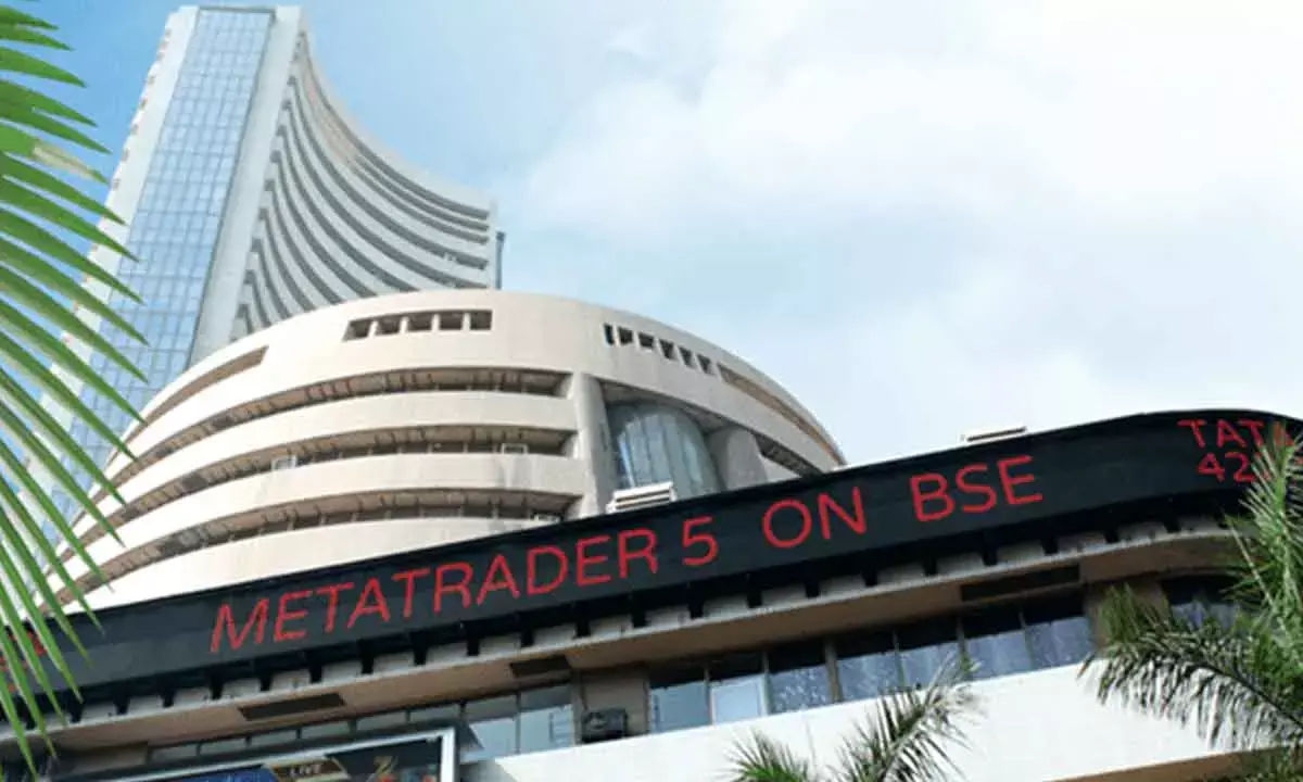 Bearish Patterns Hint At Further Downside