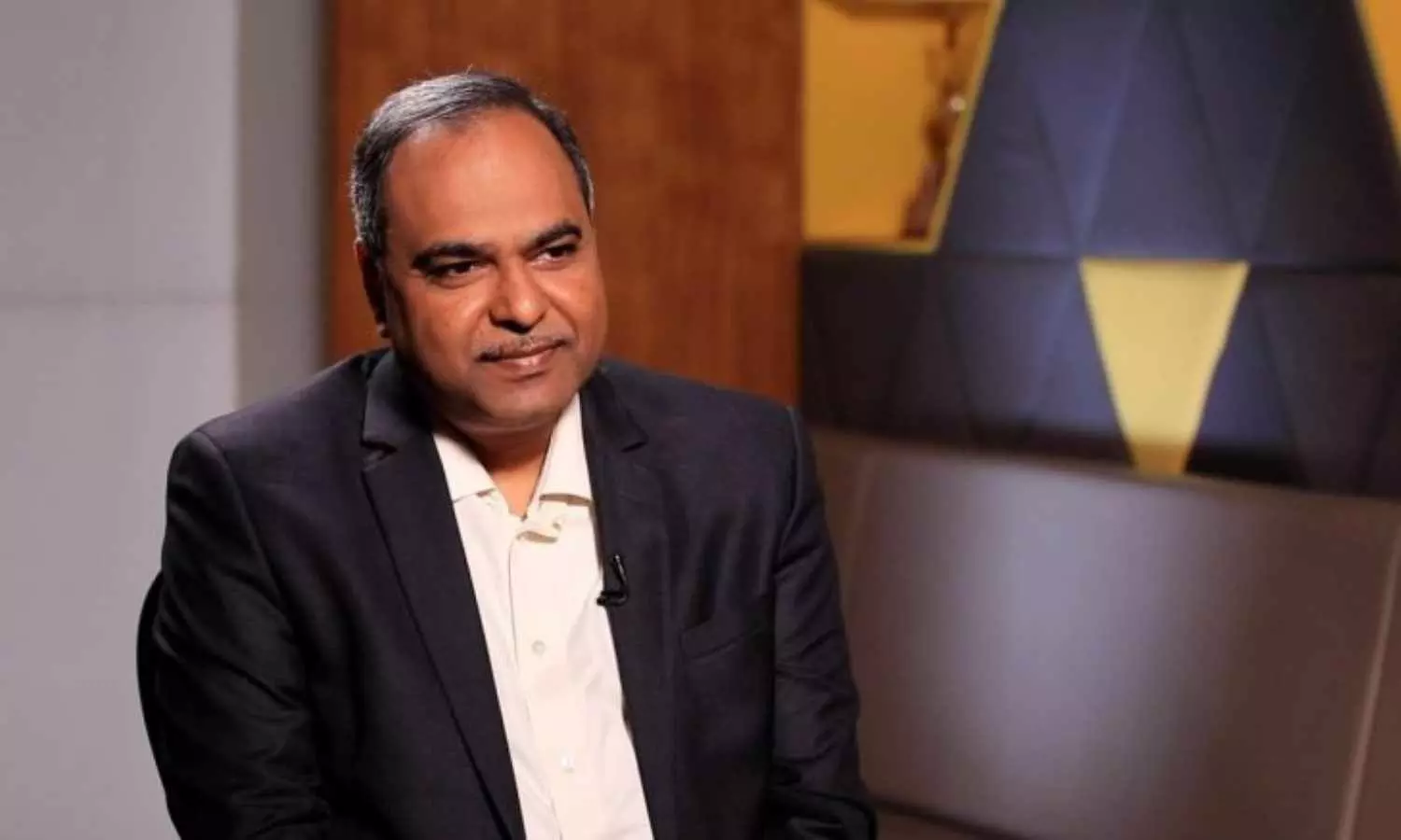 Tata Motors Aims for 50% EV Market Share Despite Expected Dip: MD Shailesh Chandra Tata Motors Aims for 50% EV Market Share Despite Expected Dip: MD Shailesh Chandra