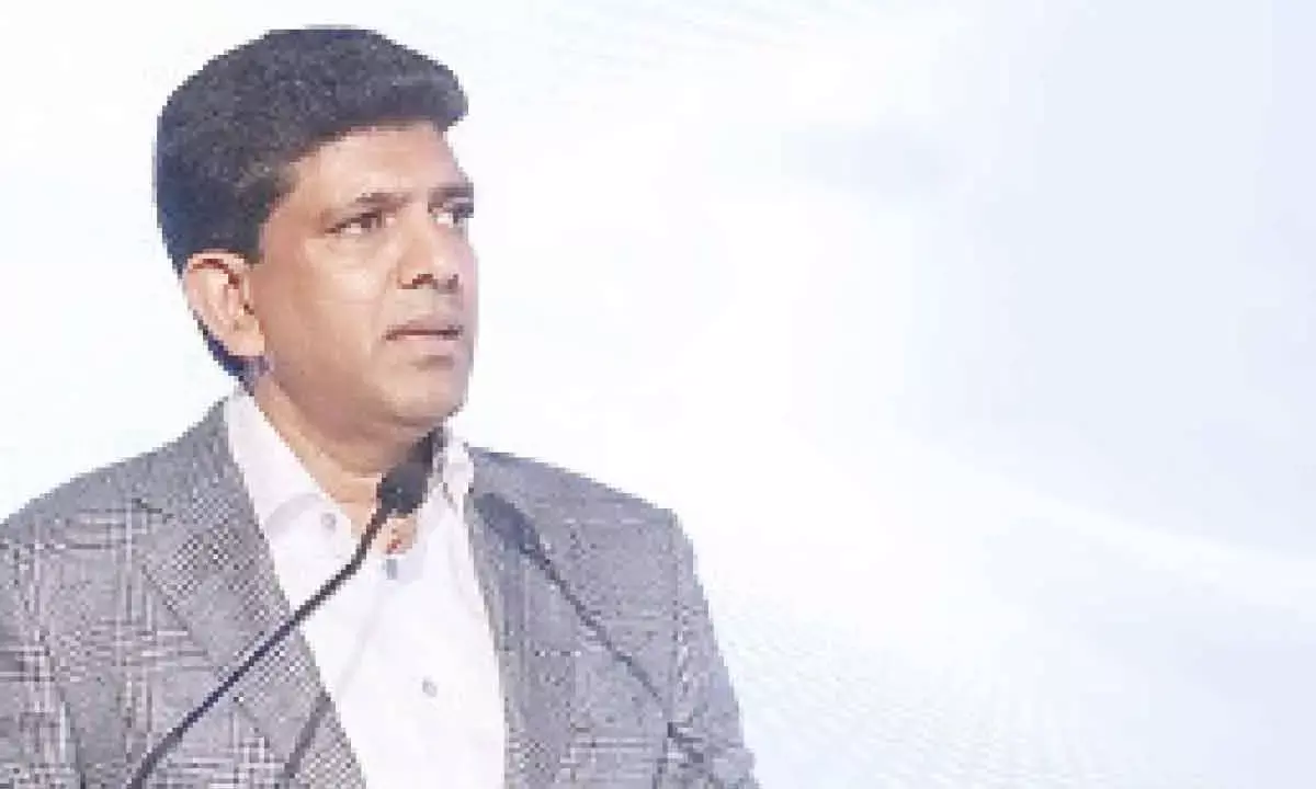 India calls for closer BRICS ties