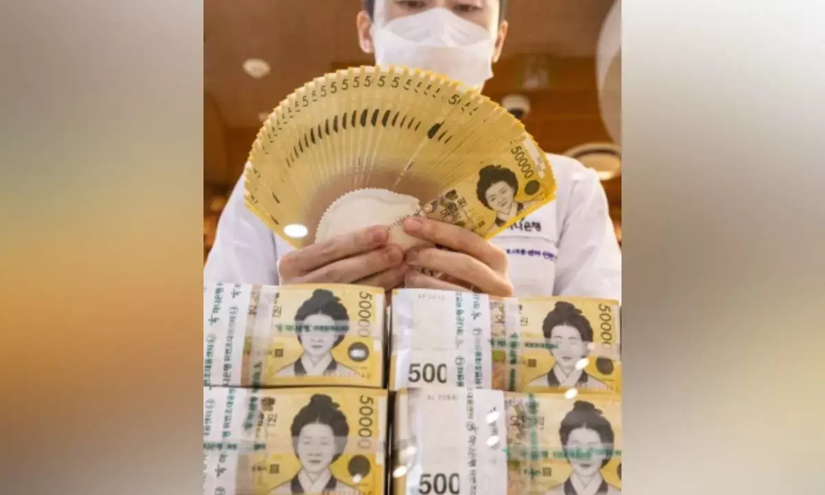 South Korea vows closer talks with US on forex policy decision