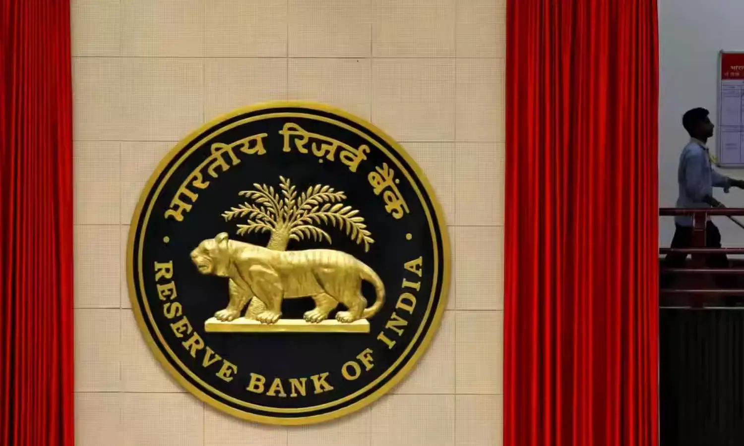 RBI Policy Boosts Investor Sentiment, Nifty Ends Above 25,000