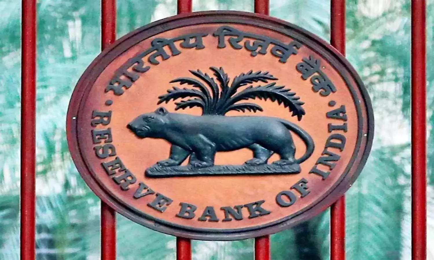 RBI cuts repo rate by 50 bsp, CRR by 100 bsp RBI cuts repo rate by 50 bsp, CRR by 100 bsp