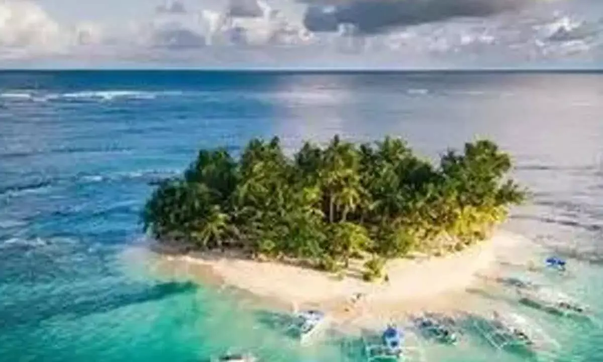 Indian Tourists Fly In Droves To Manila