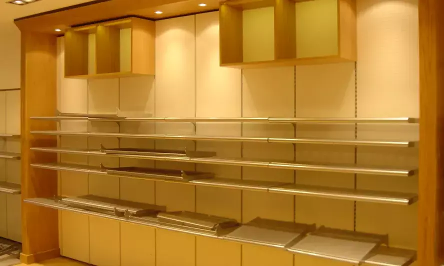 How Retail Displays Influence Customer Buying Decisions