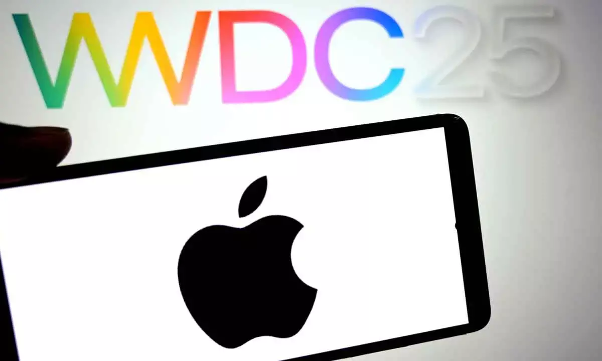 Apple’s New AI Plan May Change iPhones in Big Way