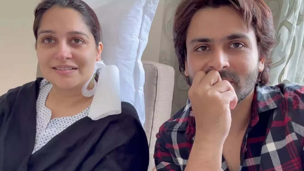 Dipika Kakkar Returns Home After 11-Day Recovery From Stage 2 Liver Cancer Surgery Dipika Kakkar Returns Home After 11-Day Recovery From Stage 2 Liver Cancer Surgery