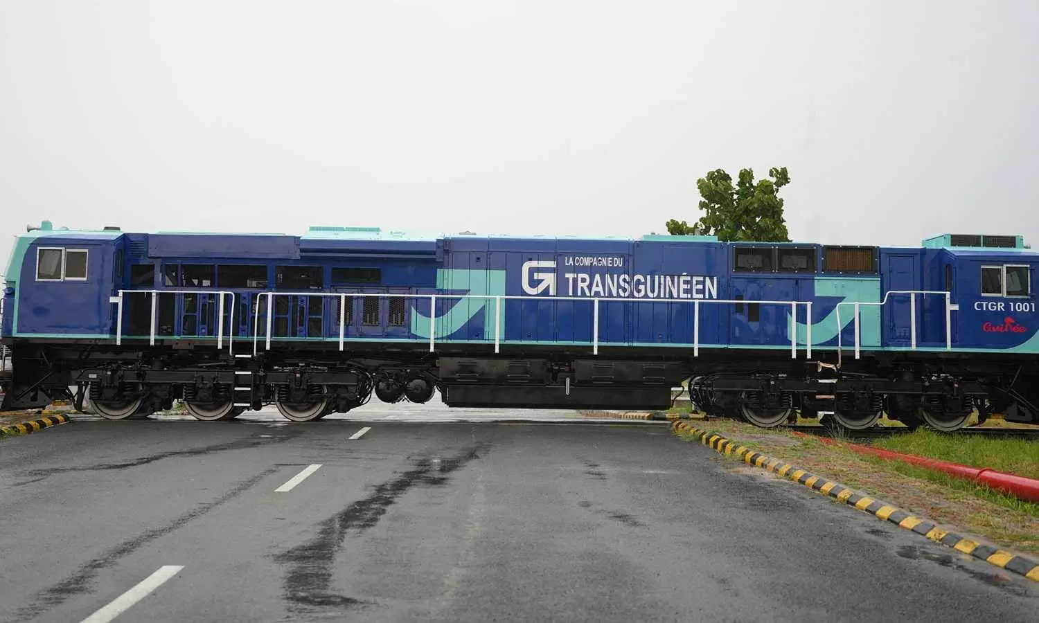 150 make in India locomotives to be exported to Guinea