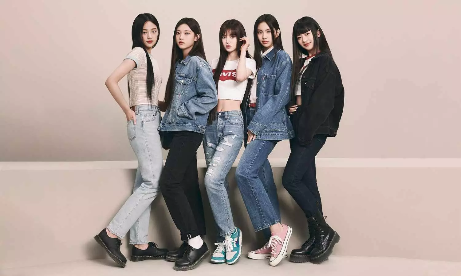 ADOR Urges NewJeans to Return as Court Rejects Appeal for Independent Activities ADOR Urges NewJeans to Return as Court Rejects Appeal for Independent Activities