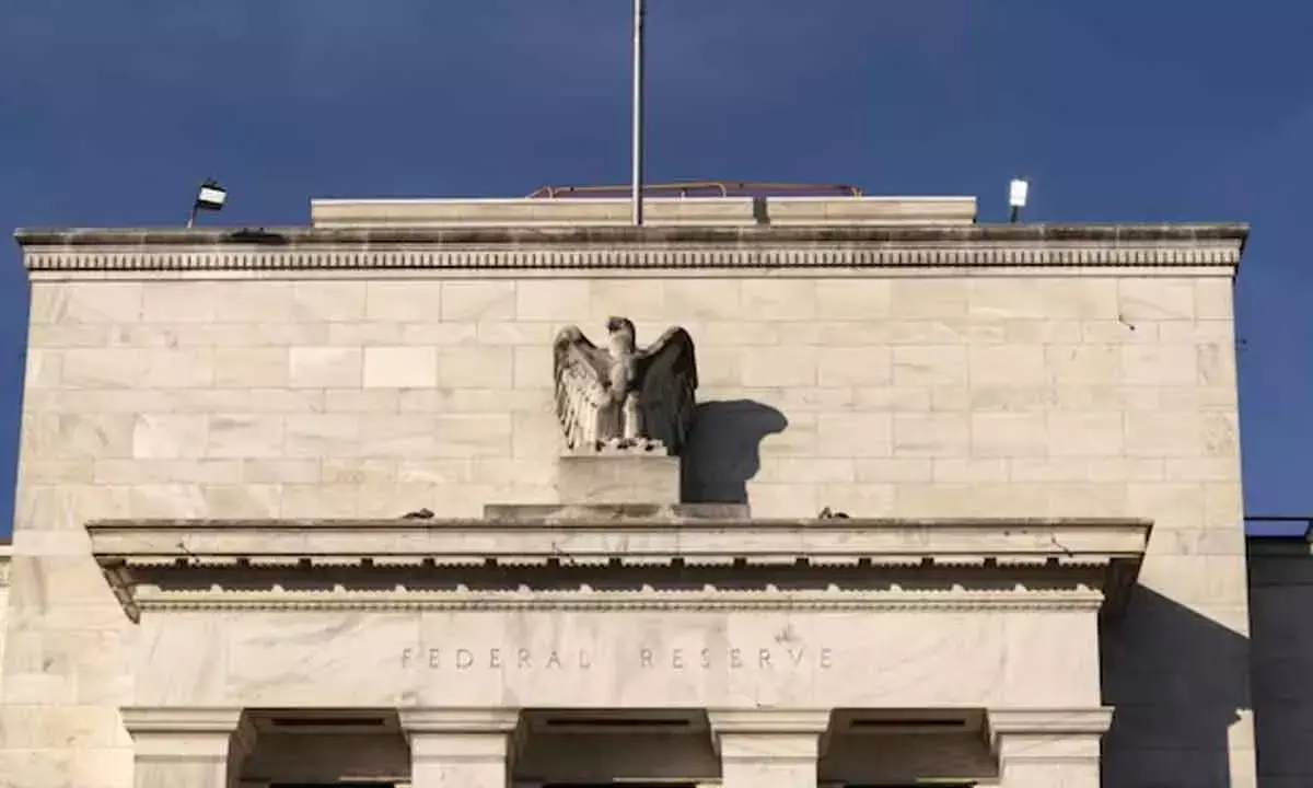 Fed Holds Rates Steady, Signals Future Cuts Despite Looming Tariff-Driven Inflation