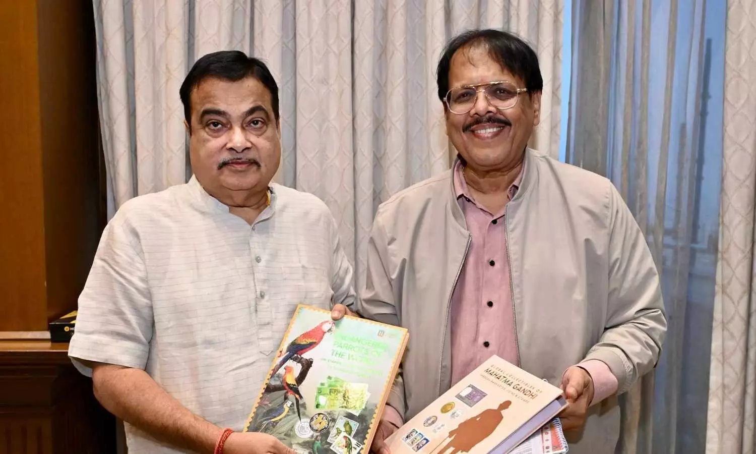 Gadkari was presented Collector’s Edition books on Parrot Conservation and Gandhi’s Legacy