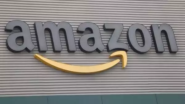 Amazon’s New Relocation Policy Sparks Concern Among Employees Amazon’s New Relocation Policy Sparks Concern Among Employees