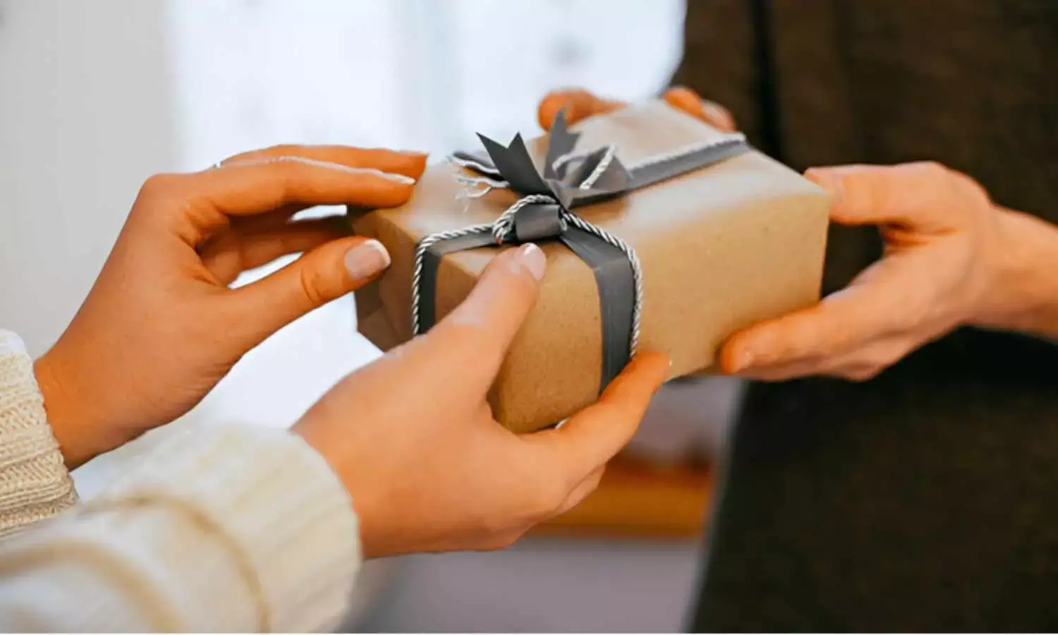 The Role of Cultural Sensitivity in Corporate Gifting  Insights for Dubai Businesses in 2025