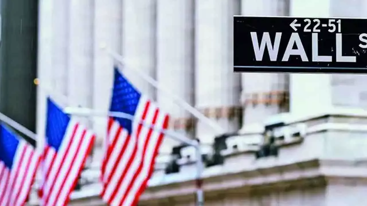 Wall Street Holds Its Breath: Geopolitics and Economic Data Drive Cautious Outlook Wall Street Holds Its Breath: Geopolitics and Economic Data Drive Cautious Outlook