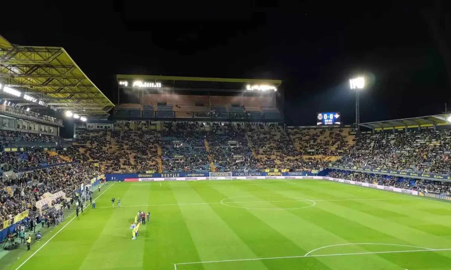 Top Reasons to Choose LED Light Experts for Your Stadium Lighting Upgrade Top Reasons to Choose LED Light Experts for Your Stadium Lighting Upgrade