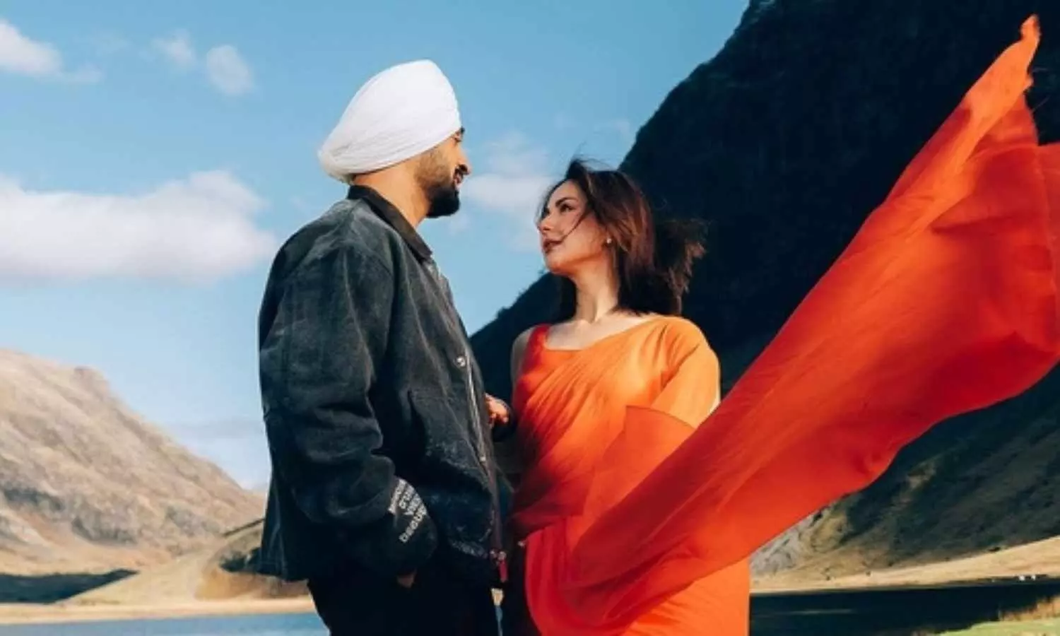 Diljit Dosanjh Faces Backlash Over Hania Aamir Casting in Sardaar Ji 3 Diljit Dosanjh Faces Backlash Over Hania Aamir Casting in Sardaar Ji 3