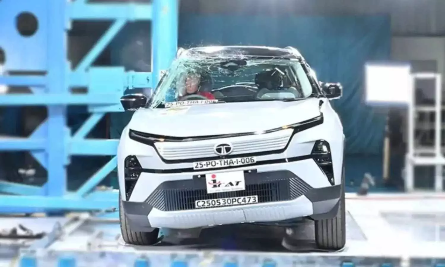 Tata Harrier EV Scores Perfect Crash Test Ratings: 5 Stars for Adult & Child Safety Tata Harrier EV Scores Perfect Crash Test Ratings: 5 Stars for Adult & Child Safety