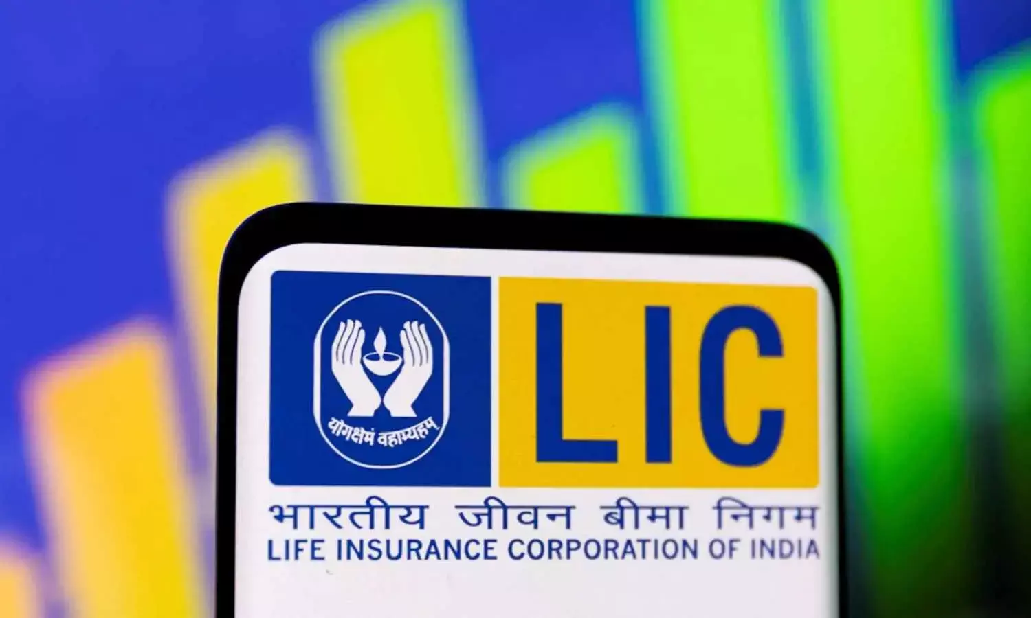 LIC’s Q2 net surges 32% to Rs 10,053 cr