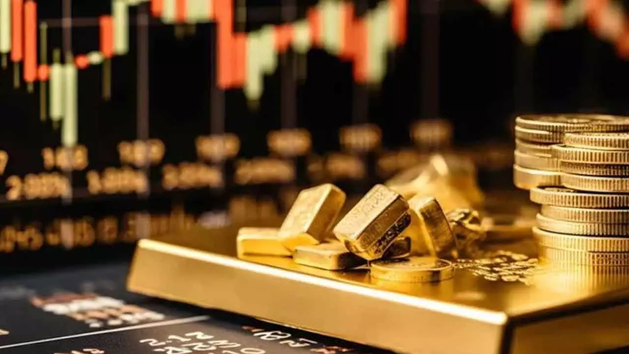Gold Shines Brighter as Geopolitical Tensions Ease and Dollar Dips Gold Shines Brighter as Geopolitical Tensions Ease and Dollar Dips