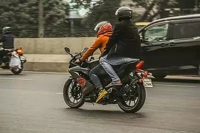 Nitin Gadkari Clarifies Toll Charges for Two-Wheelers Amid Confusion Nitin Gadkari Clarifies Toll Charges for Two-Wheelers Amid Confusion