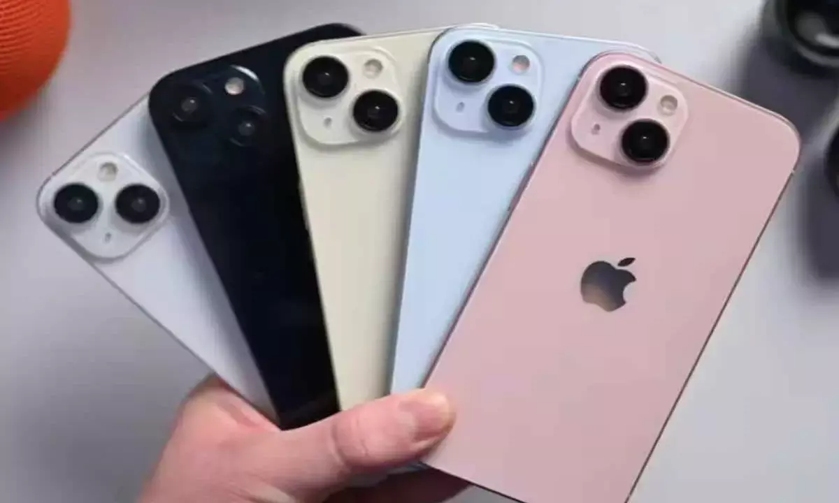 Vijay Sales Mega Open Box Sale Live: Huge Discounts on iPhones, iPads, Galaxy S25+ and More