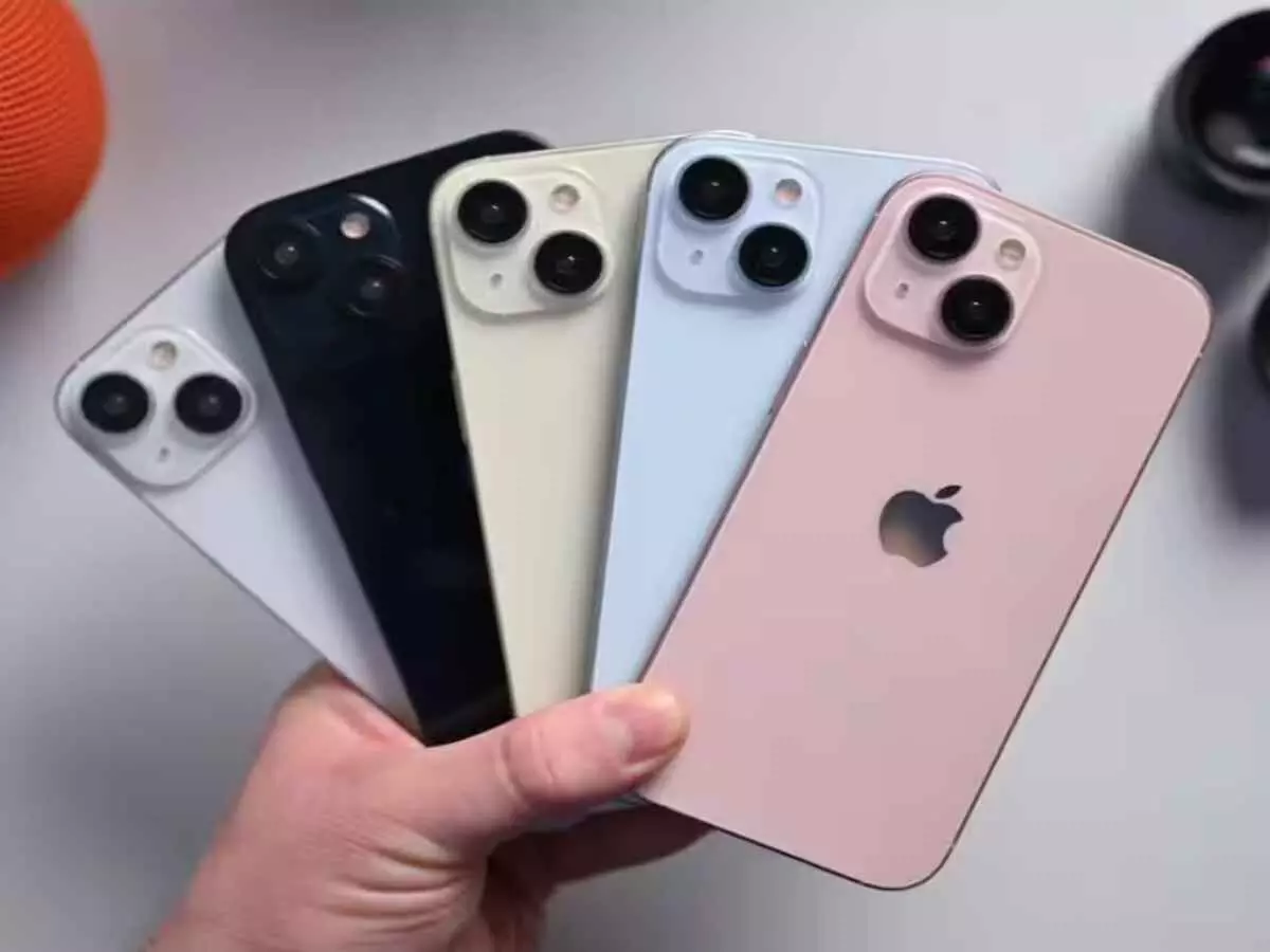 Vijay Sales Mega Open Box Sale Live: Huge Discounts on iPhones, iPads, Galaxy S25+ and More Vijay Sales Mega Open Box Sale Live: Huge Discounts on iPhones, iPads, Galaxy S25+ and More