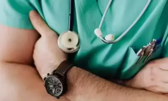 Happy National Doctor’s Day 2025: Top Wishes, Messages, Quotes & Status to Celebrate Our Healers Happy National Doctor’s Day 2025: Top Wishes, Messages, Quotes & Status to Celebrate Our Healers