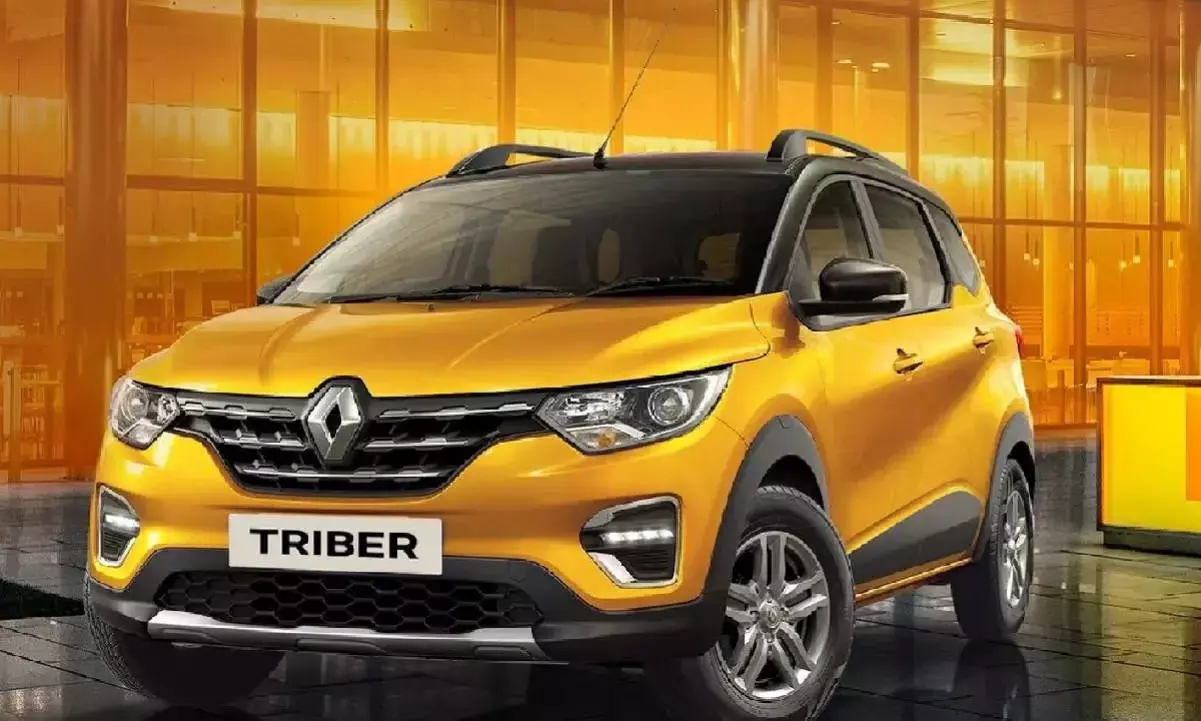 “Renault Triber Facelift Spied Testing With LED Headlights, Redesigned Bumper & Tech Upgrades”