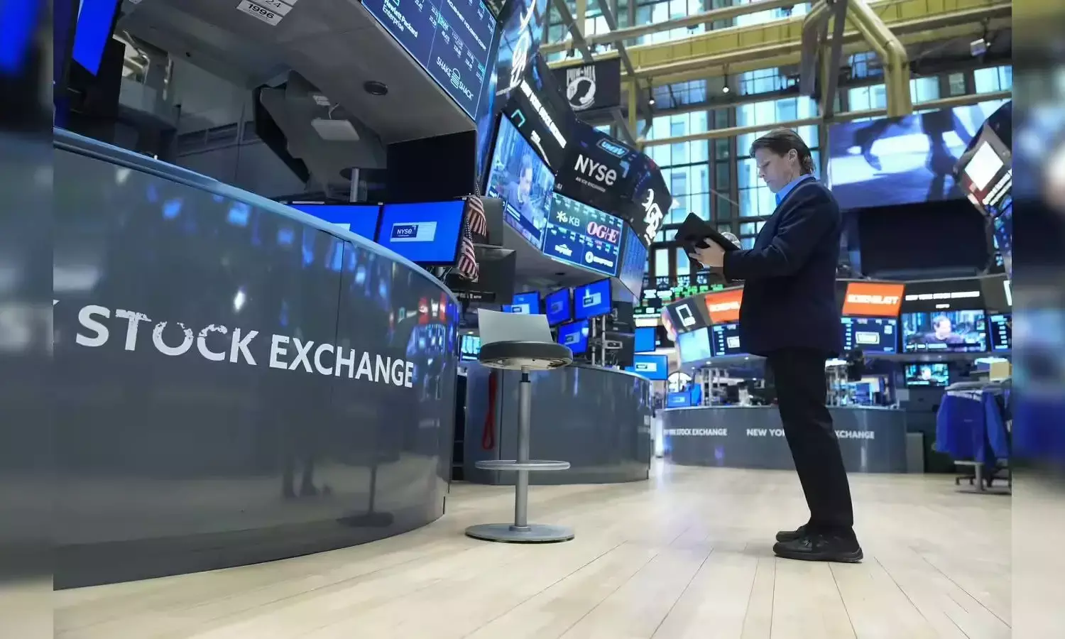 US Stock Market LIVE: Wall Street Slips as H2 2025 Begins; Tesla Drops, Powell Cites Tariff Impact