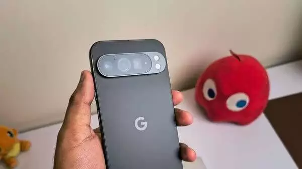 Google Pixel 10 Pro and Pro XL Specs Leak Ahead of Launch: Tensor G5, 16GB RAM, and Larger Batteries Tipped Google Pixel 10 Pro and Pro XL Specs Leak Ahead of Launch: Tensor G5, 16GB RAM, and Larger Batteries Tipped