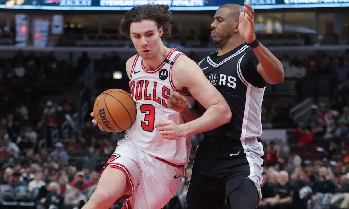 NBA Free Agent Rankings: CP3, Kuminga, Ayton Among Top 10 Remaining Picks