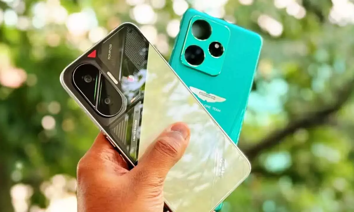 Flagship Price, Mid-Range Chip? Nothing Phone 3s Launch Sparks Debate – Here Are 3 Powerful, Affordable Alternatives!