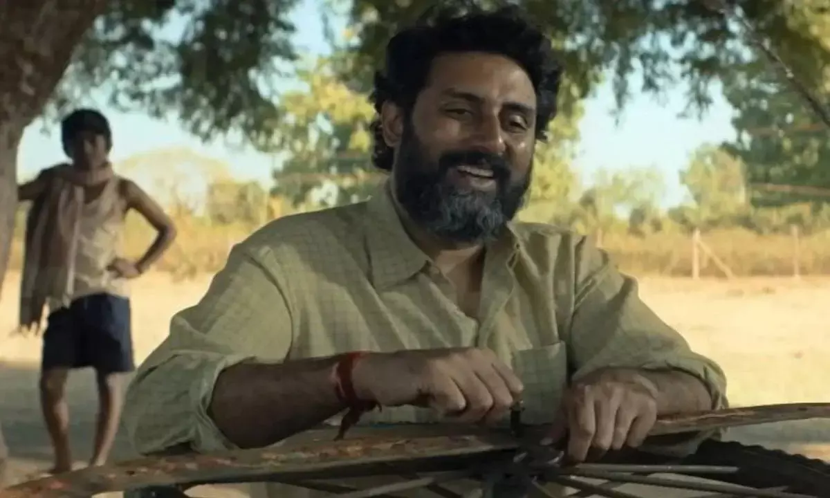 Kaalidhar Laapata Review: Abhishek Bachchan and Daivik Bhagela Shine in a Touching Drama on Family and Resilience Kaalidhar Laapata Review: Abhishek Bachchan and Daivik Bhagela Shine in a Touching Drama on Family and Resilience