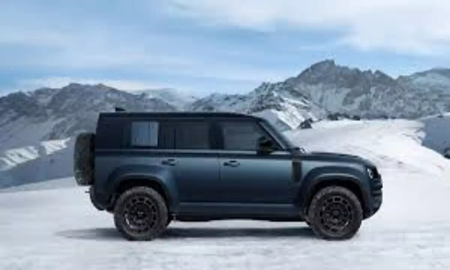 Land Rover Rolls Out New Octa Black Edition of Defender Land Rover Rolls Out New Octa Black Edition of Defender