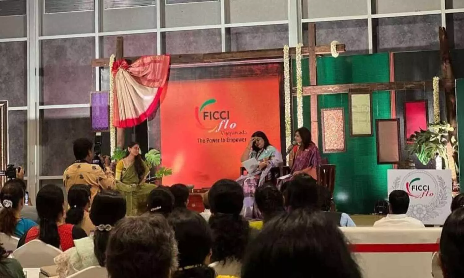 FICCI FLO holds interactive meet with Radhe Jaggi FICCI FLO holds interactive meet with Radhe Jaggi