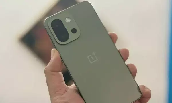 Amazon Prime Day 2025 Deals: Big Discounts on OnePlus 13 Series, Buds, Tablets & More